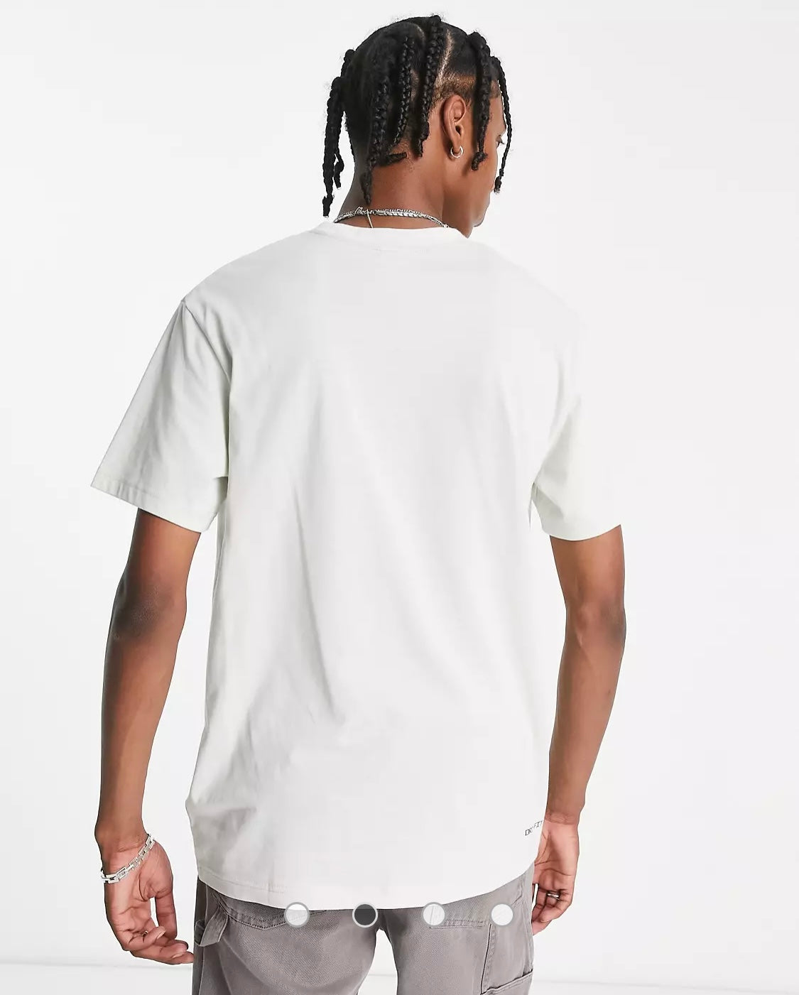 NIKE SPORTS UTILITY T-SHIRT IN LIGHT BONE